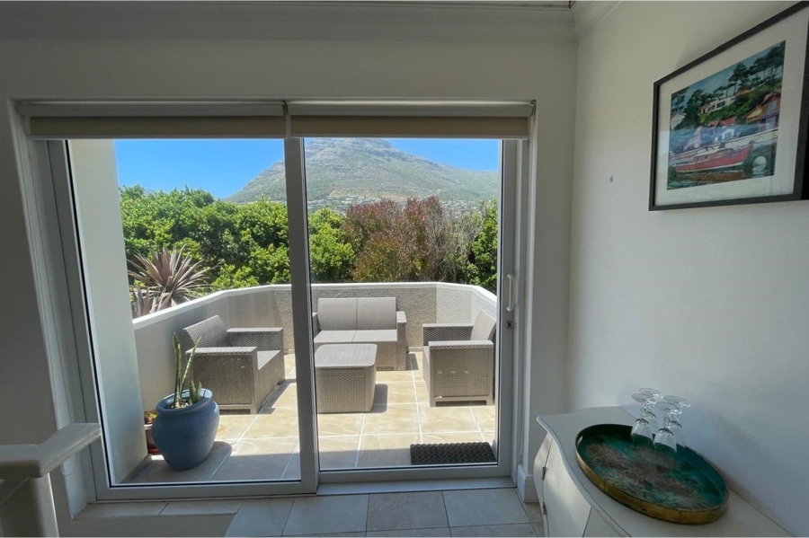 3 Bedroom Property for Sale in Hout Bay Western Cape